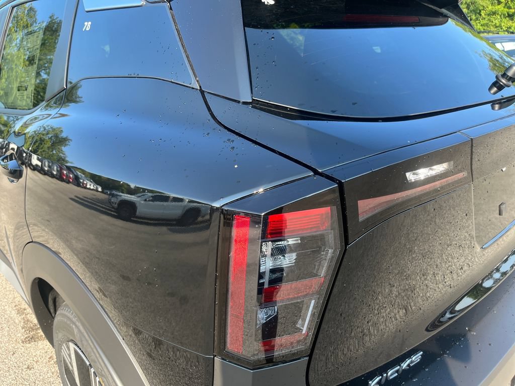 New 2027 Nissan Kicks SV w/ SV Premium Package FWD image 39