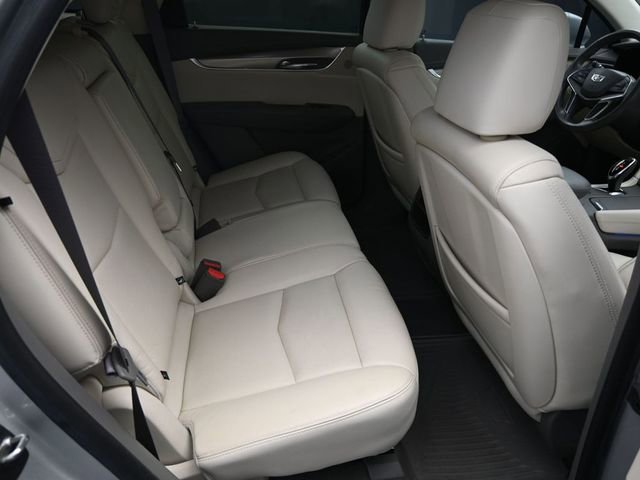 Used 2018 Cadillac XT5 Luxury w/ Driver Awareness Package image 33