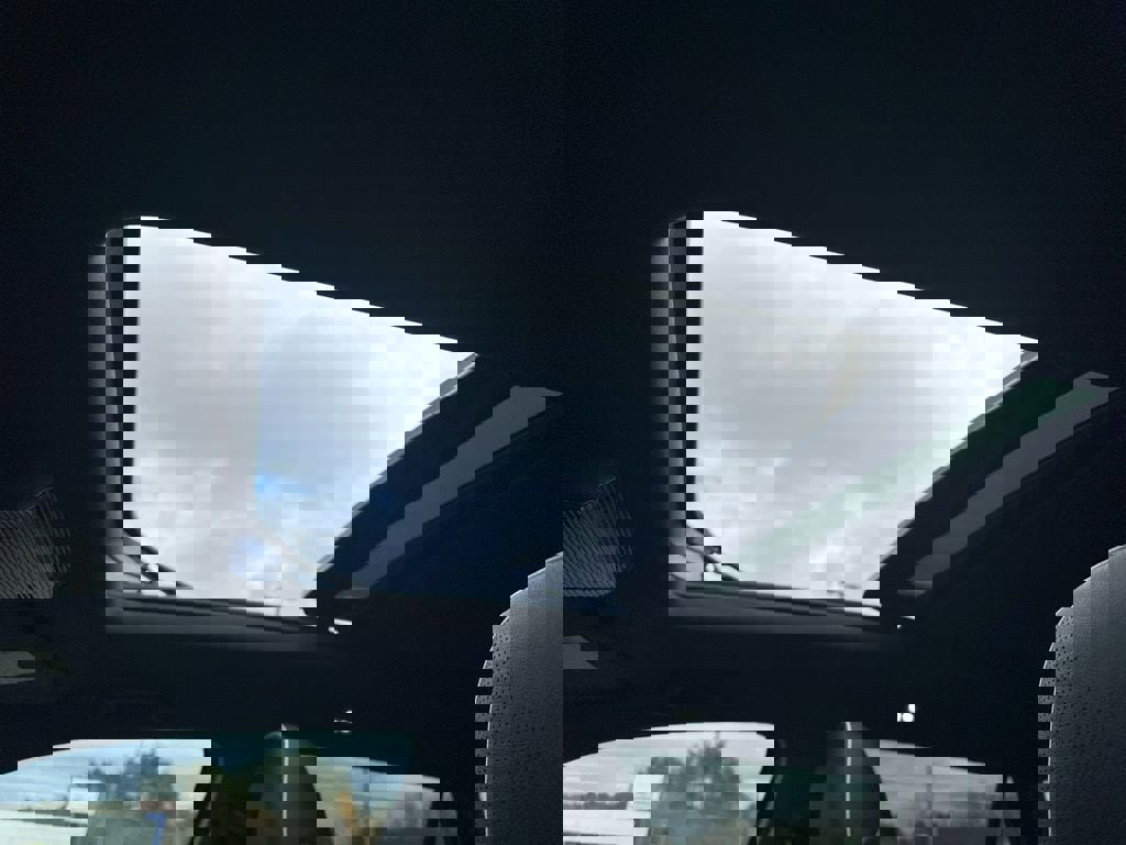 New 2026 Volkswagen Atlas Cross Sport SEL Premium R-Line image 22