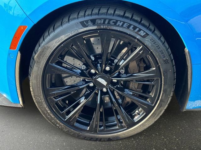 Used 2022 Cadillac CT5 V Blackwing w/ Carbon Fiber Package 2 RWD image 11