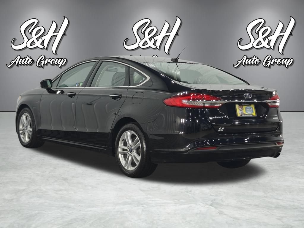 Used 2018 Ford Fusion SE w/ Fusion SE Technology Package FWD image 18
