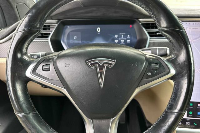 Used 2016 Tesla Model X 90D image 21