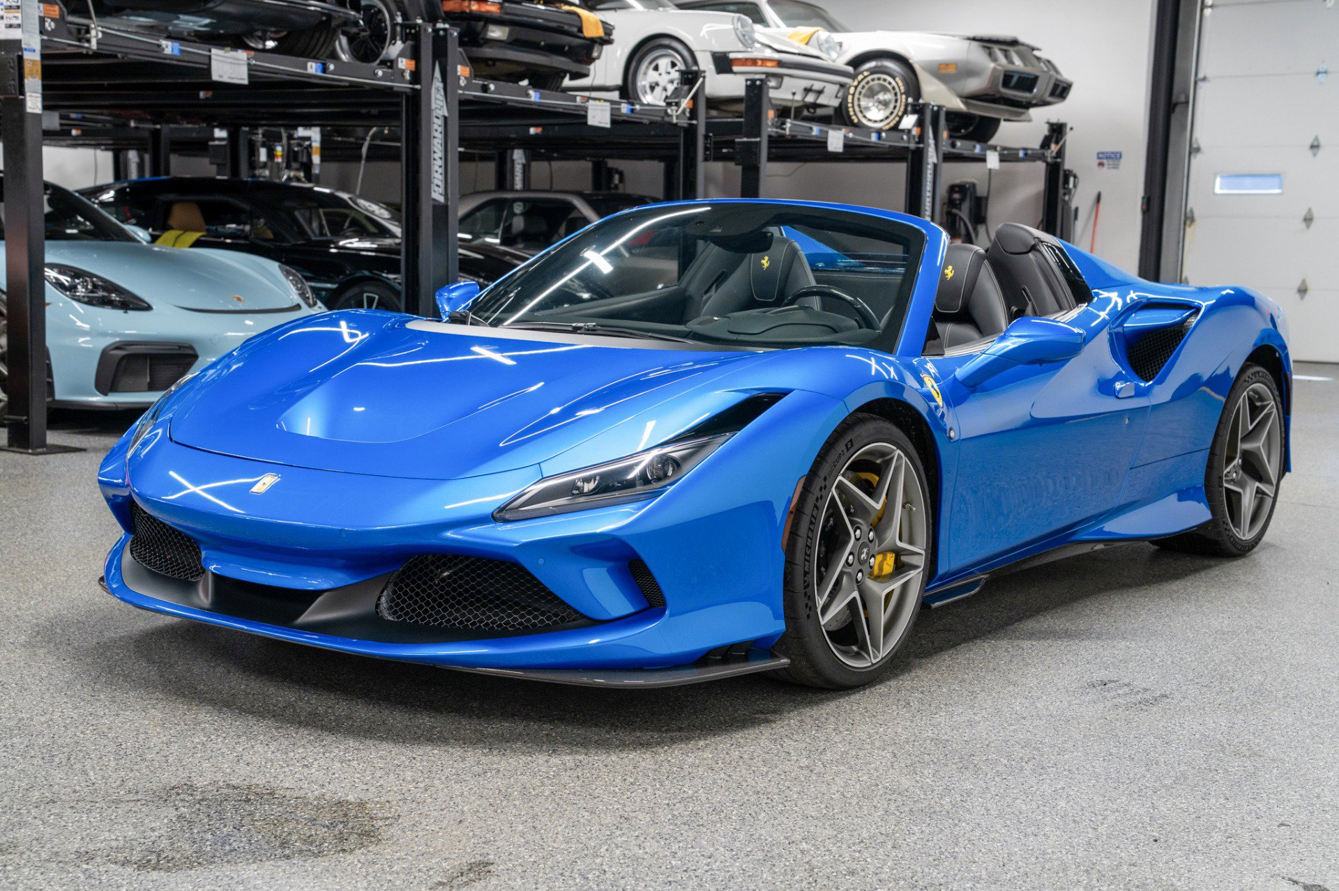 Used 2021 Ferrari F8 Tributo image 5