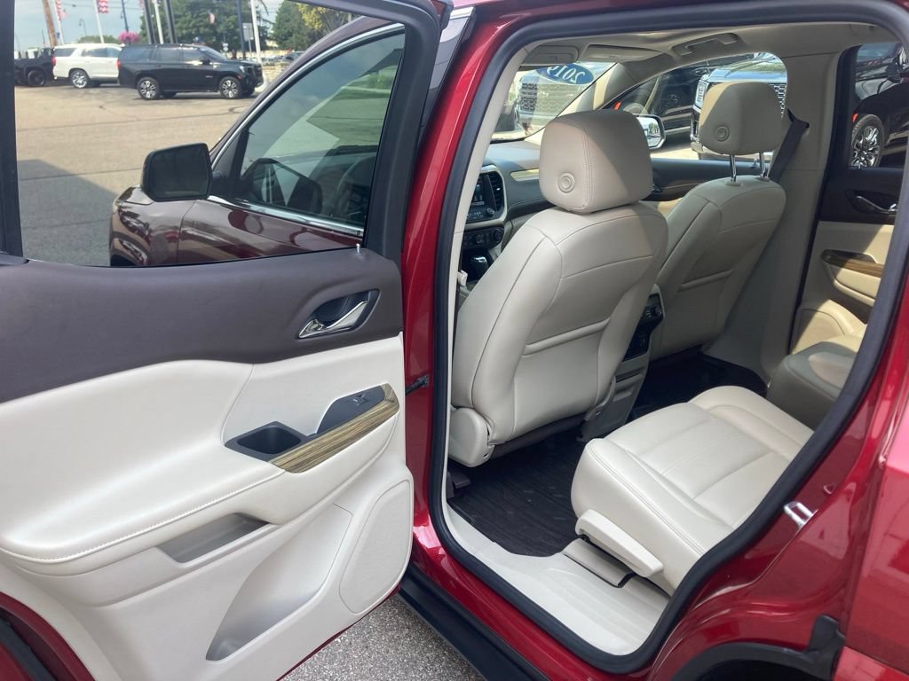 Used 2019 GMC Acadia Denali AWD/4WD image 12