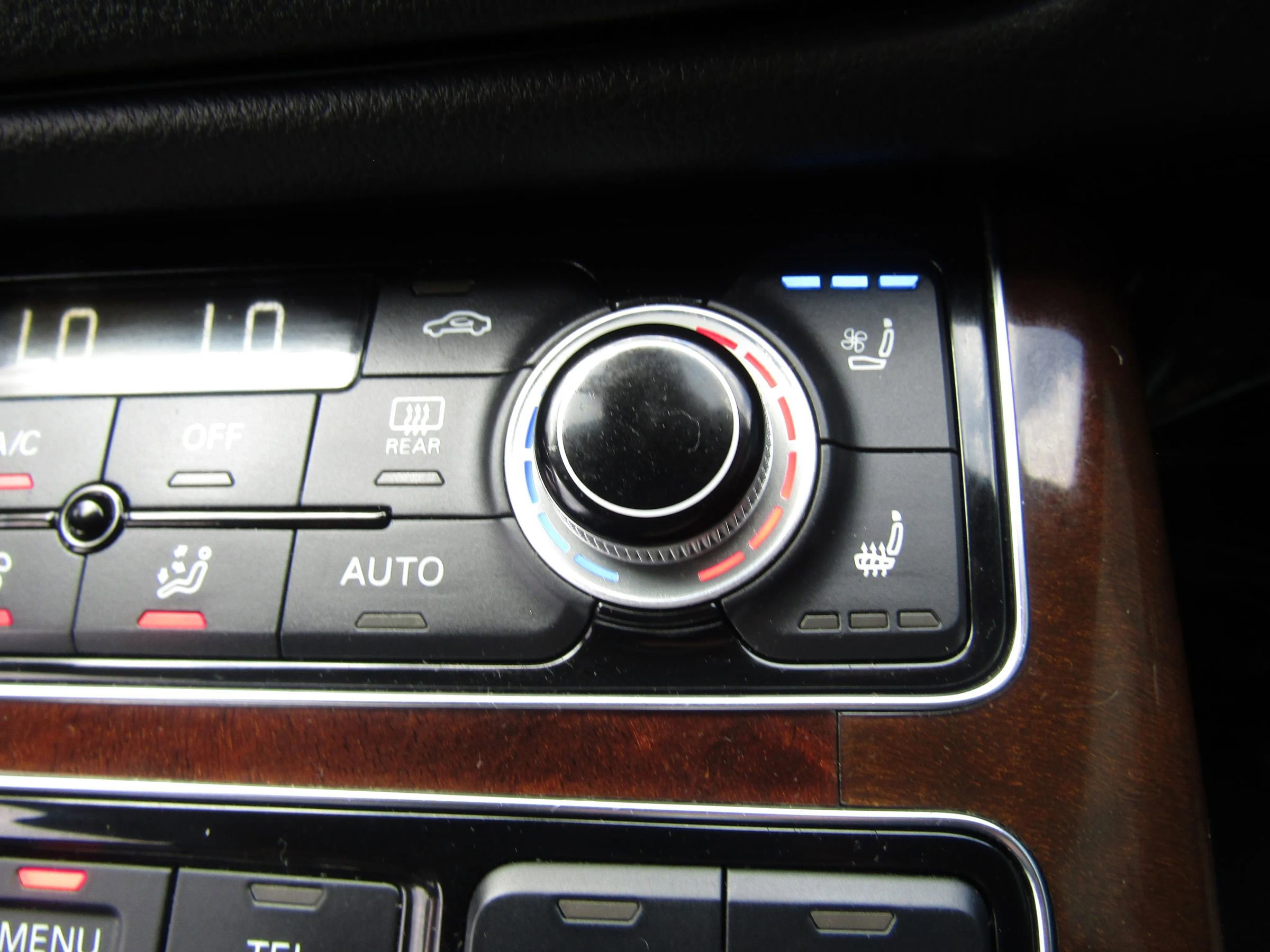 Used 2016 Audi A8 L 4.0T w/ Driver Assistance Package AWD/4WD image 37