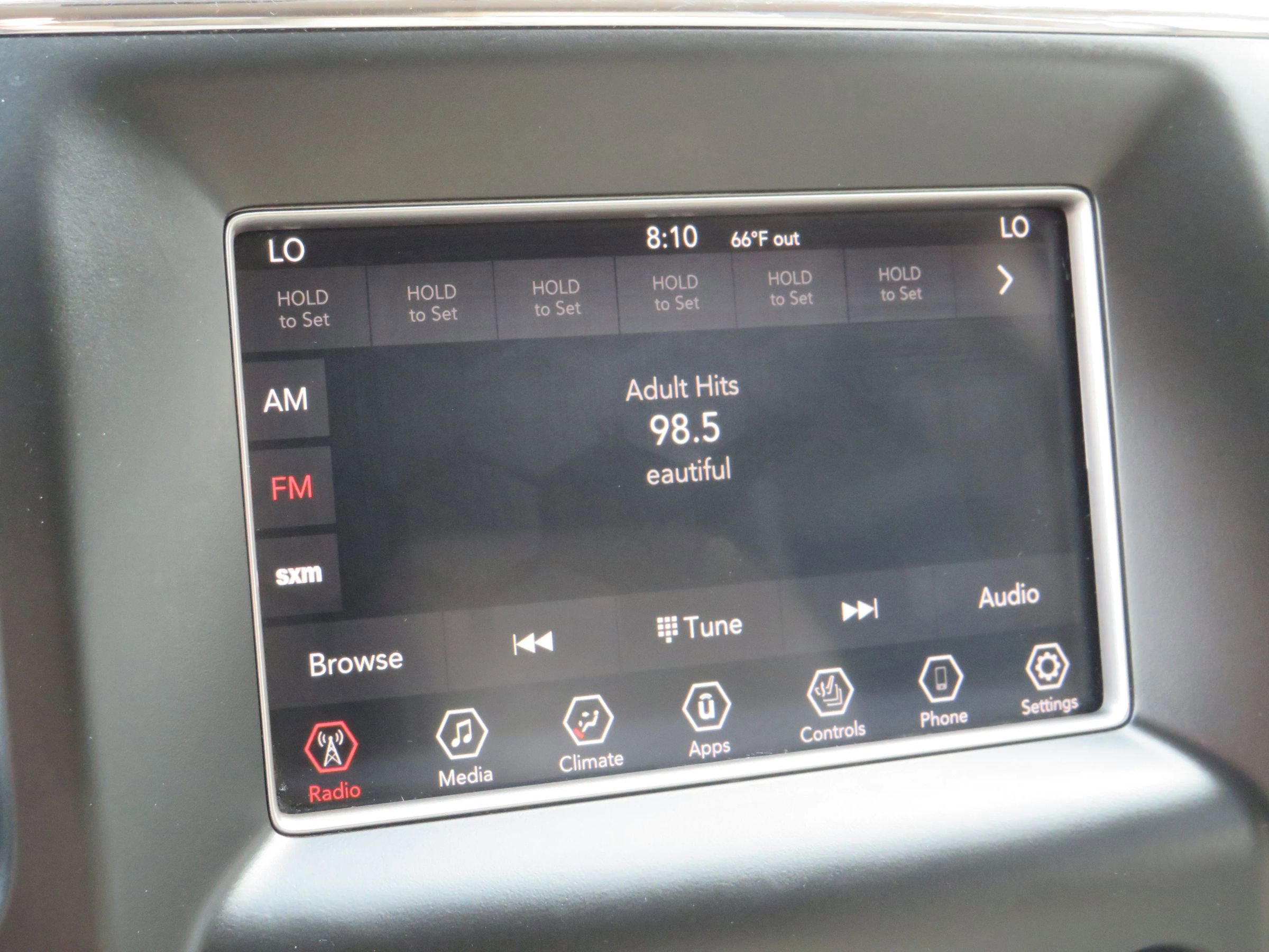 Used 2018 Jeep Grand Cherokee Limited image 22