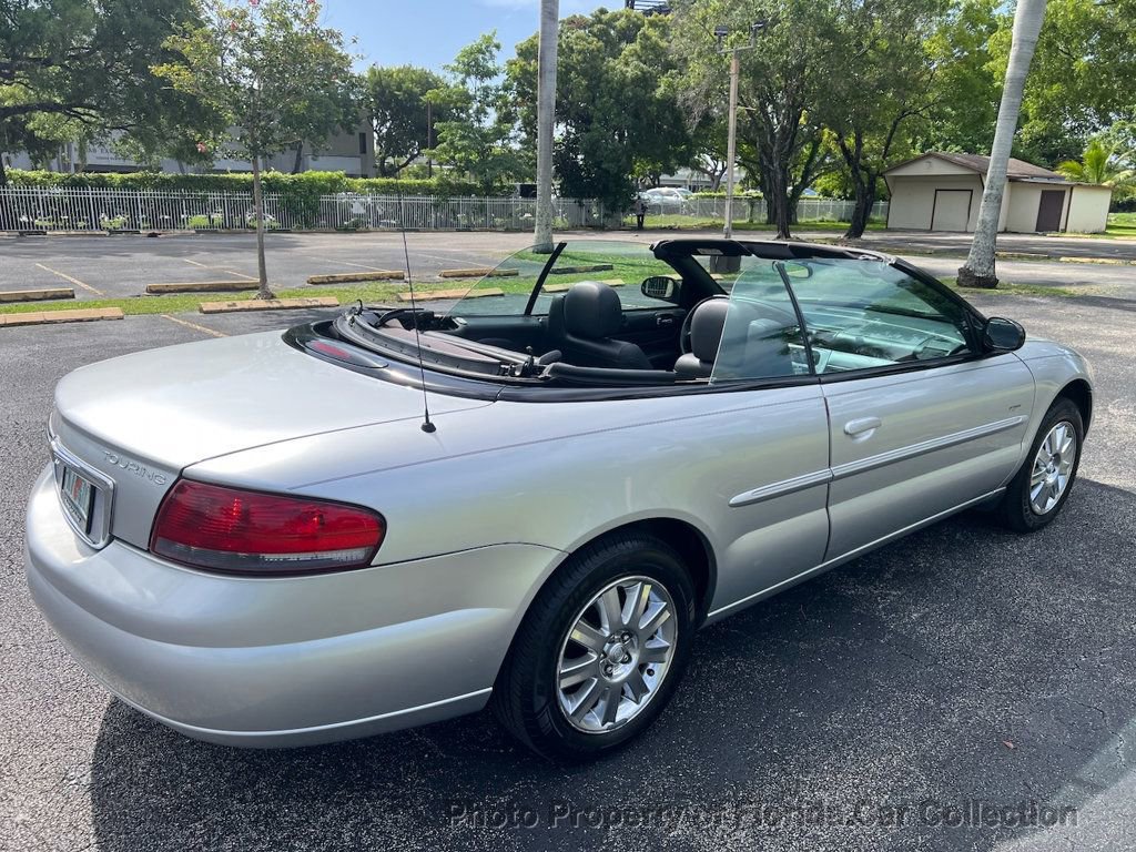 Used 2004 Chrysler Sebring LXi image 4