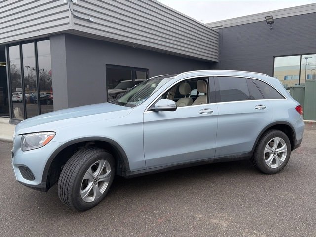 Used 2018 Mercedes-Benz GLC 300 4MATIC image 5