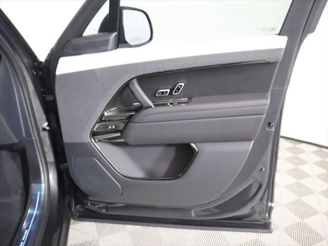 New 2026 Land Rover Range Rover Sport Dynamic SE image 27