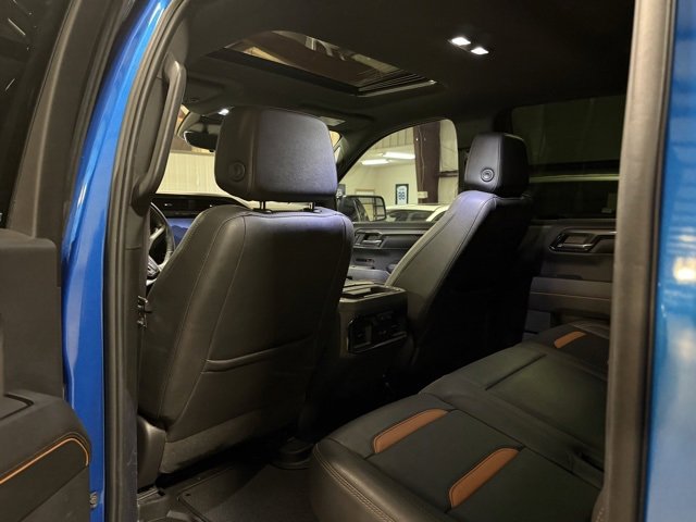 Used 2024 GMC Sierra 1500 AT4 w/ Technology Package image 11