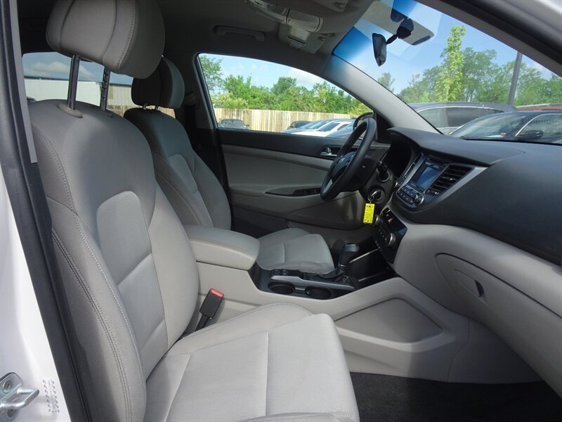 Used 2016 Hyundai Tucson SE w/ Option Group 02 AWD/4WD image 12