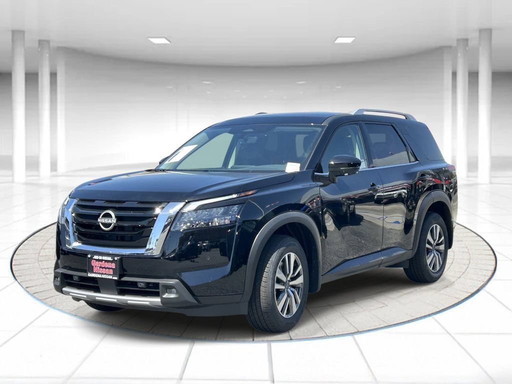 Certified 2025 Nissan Pathfinder SL