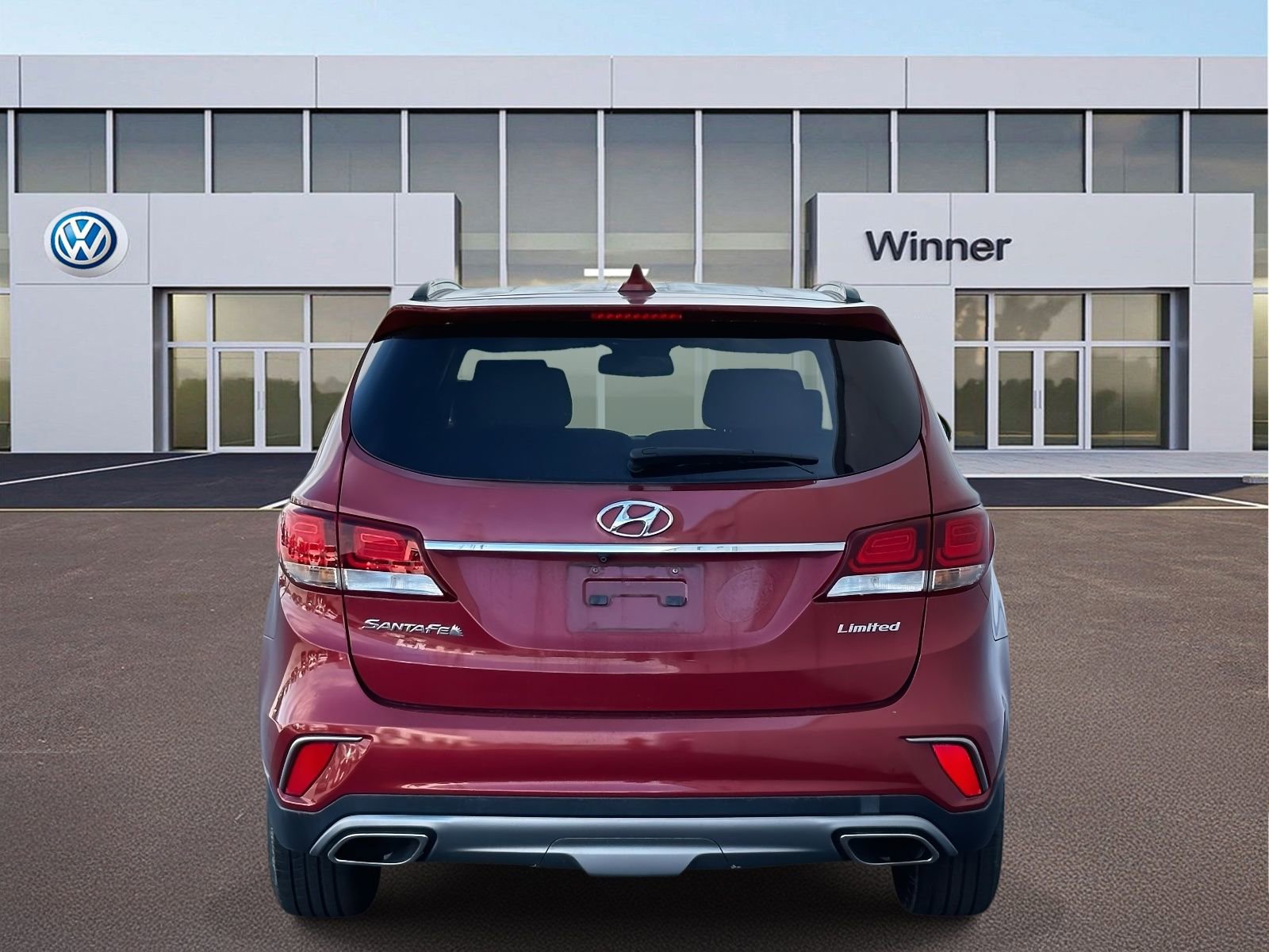 Used 2017 Hyundai Santa Fe Limited image 4