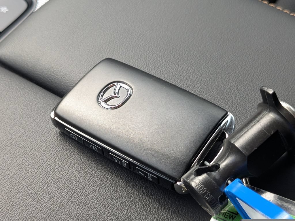 New 2026 MAZDA CX-90 3.3 Turbo w/ Preferred Package AWD/4WD image 33