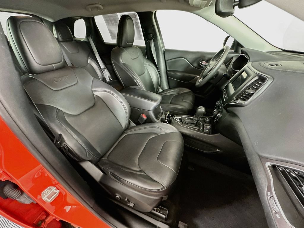 Used 2021 Jeep Cherokee Latitude Lux AWD/4WD image 35