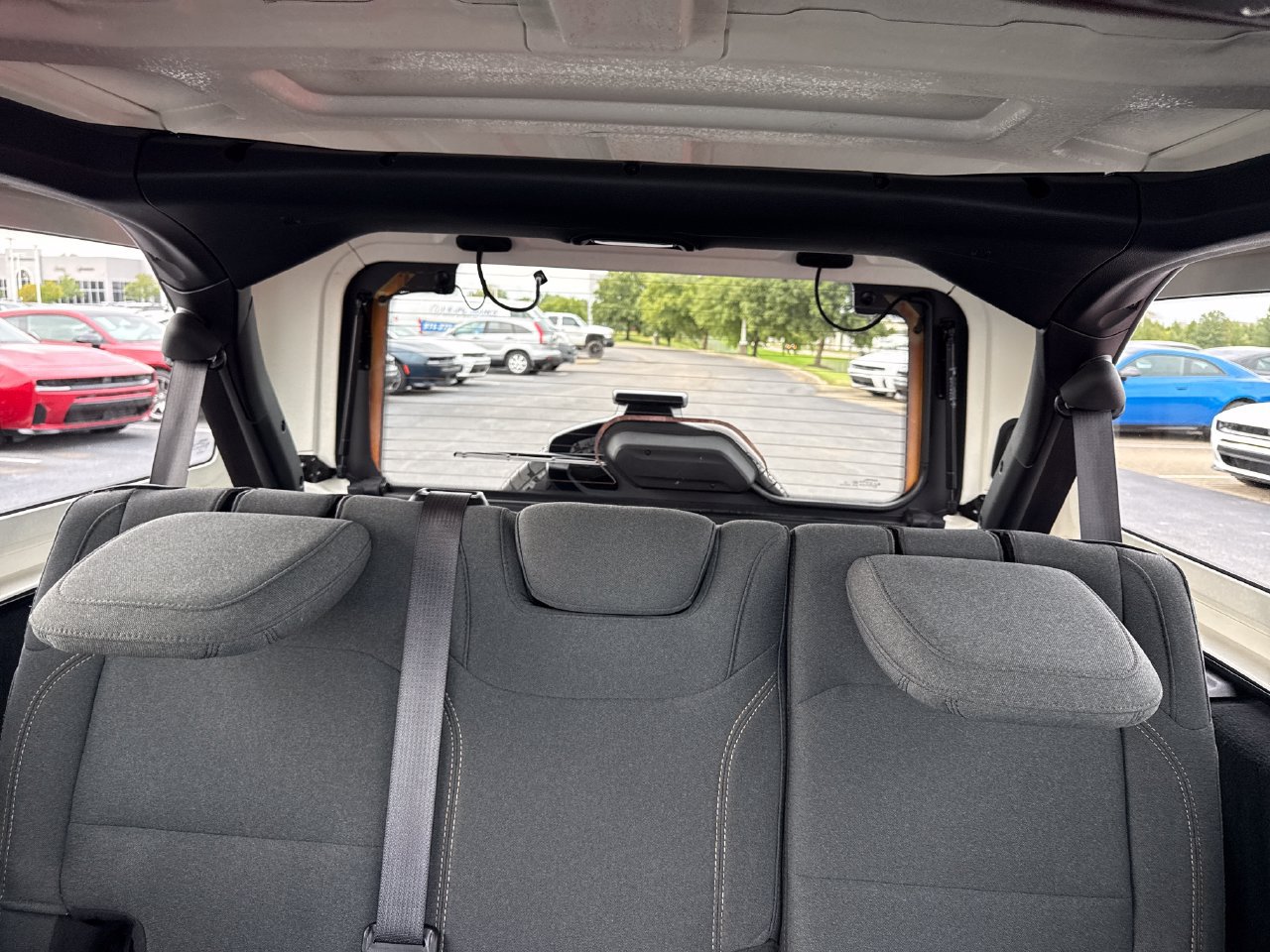 Used 2024 Jeep Wrangler Unlimited Sport AWD/4WD image 25