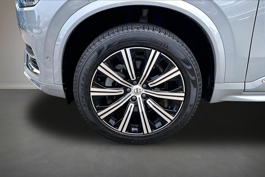 Used 2024 Volvo XC90 B5 Plus AWD/4WD image 34