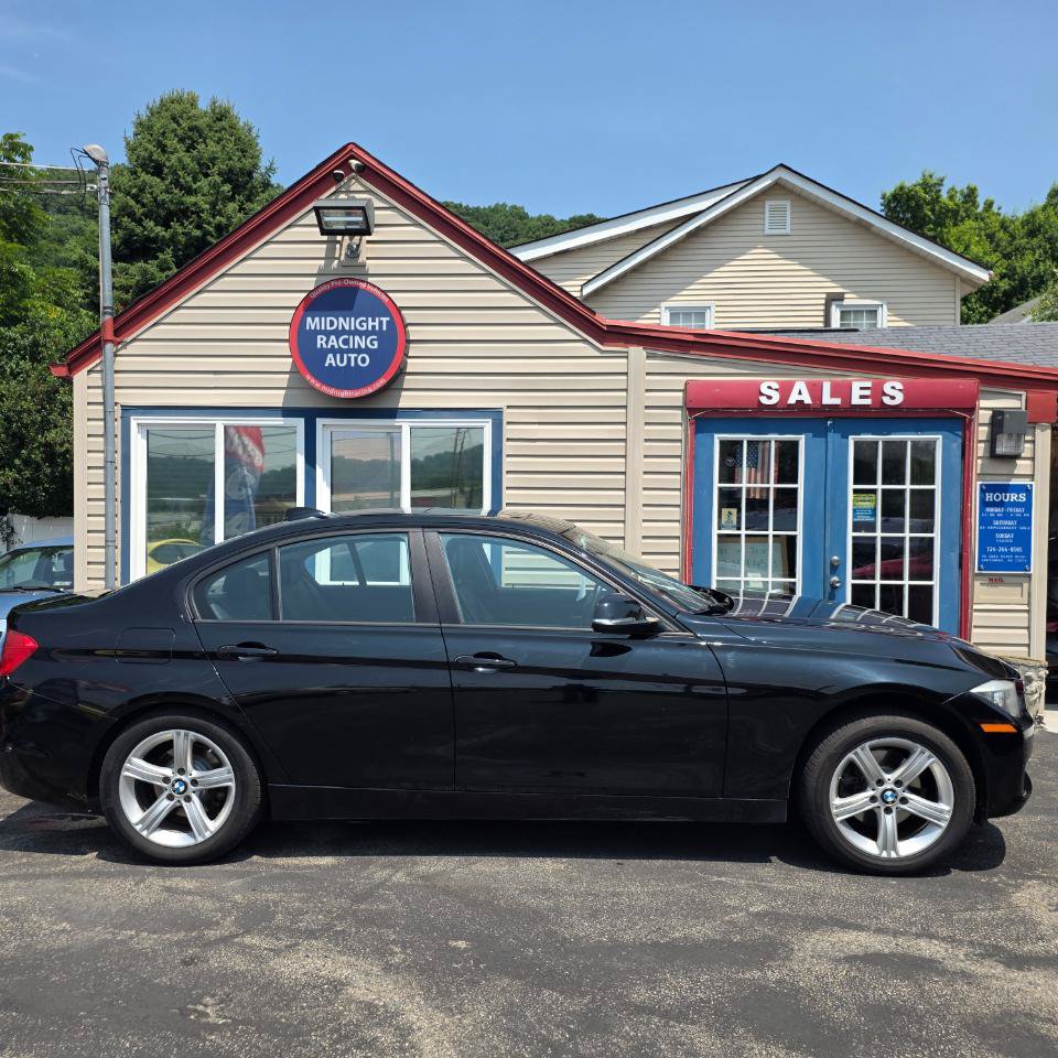 Used 2014 BMW 320i xDrive Sedan AWD/4WD image 7