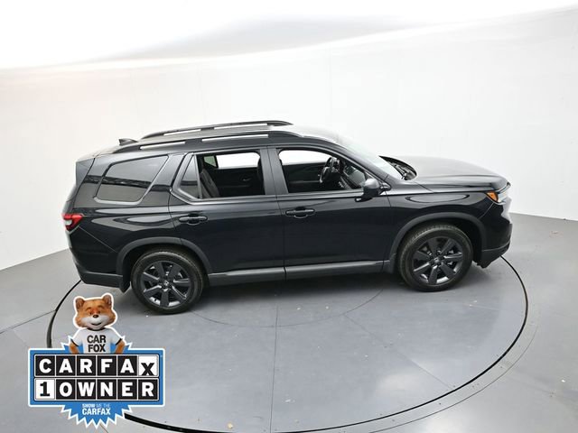 Used 2025 Honda Pilot Sport image 26
