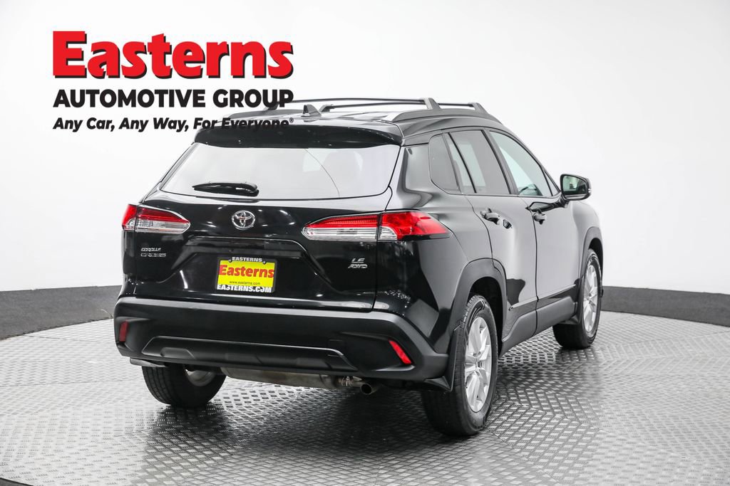 Used 2022 Toyota Corolla Cross LE image 5