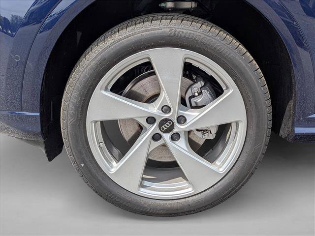New 2026 Audi Q5 Premium Plus AWD/4WD image 10