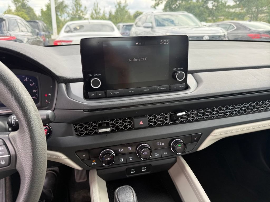 Used 2023 Honda Accord EX image 10