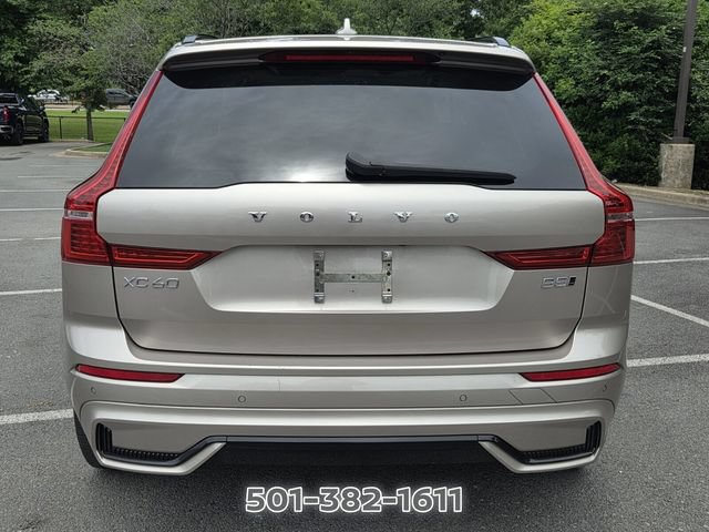 Used 2024 Volvo XC60 B5 Core AWD/4WD image 4
