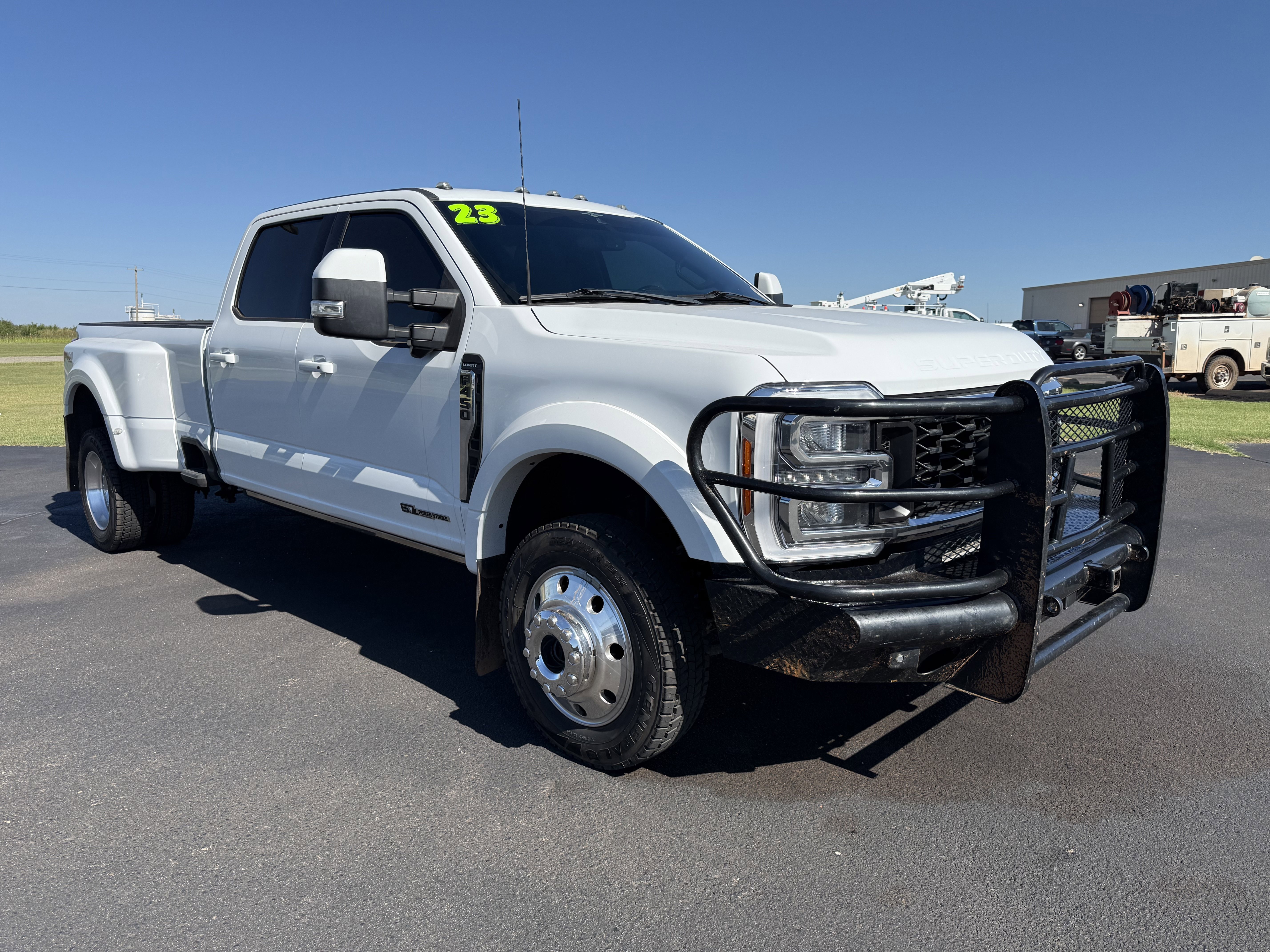 Used 2023 Ford F450 Lariat w/ Lariat Ultimate Package image 2