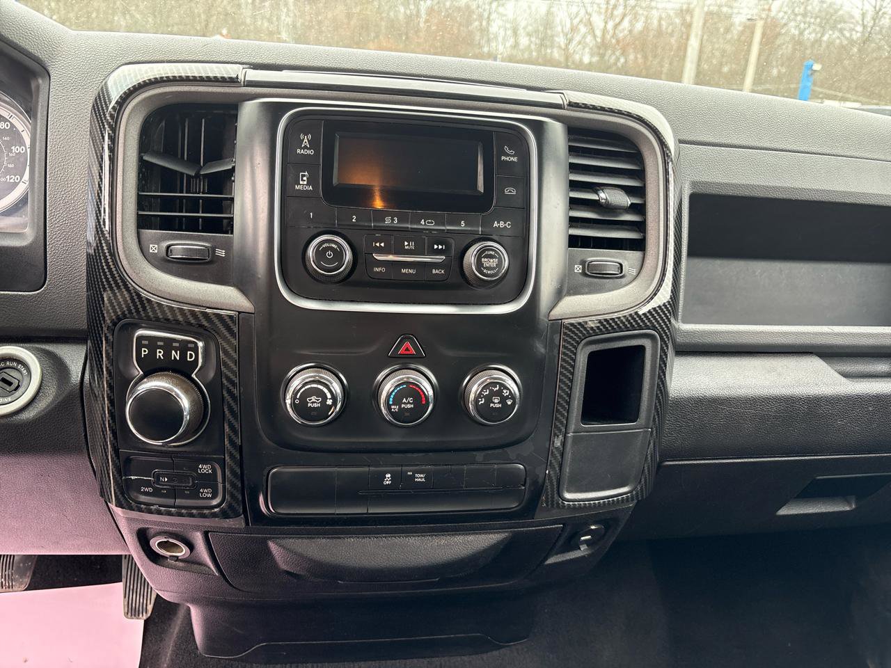 Used 2018 RAM 1500 ST w/ SXT Appearance Group image 12