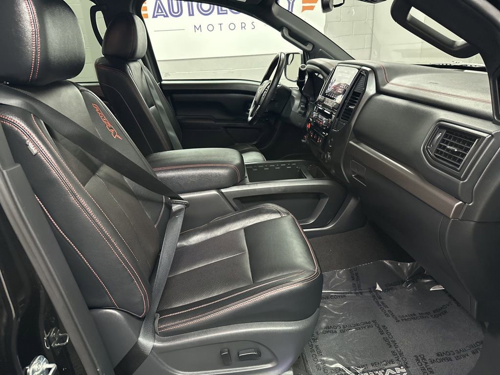 Used 2020 Nissan Titan PRO-4X w/ Pro-4x Convenience Package AWD/4WD image 21