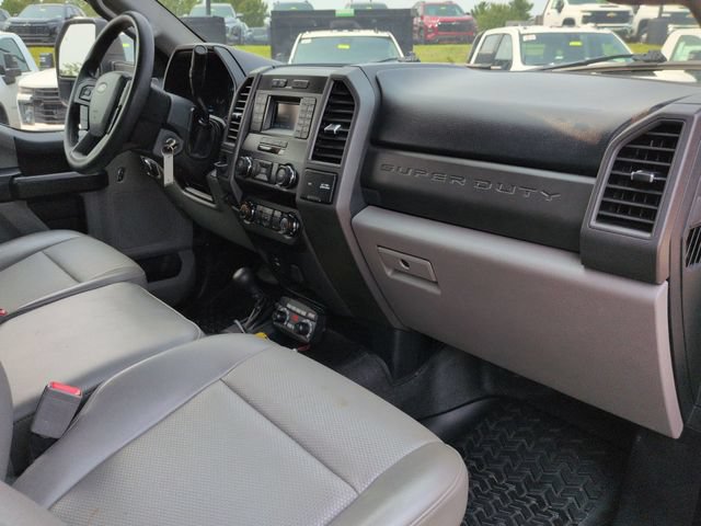 Used 2019 Ford F550 4x4 Regular Cab Super Duty image 27