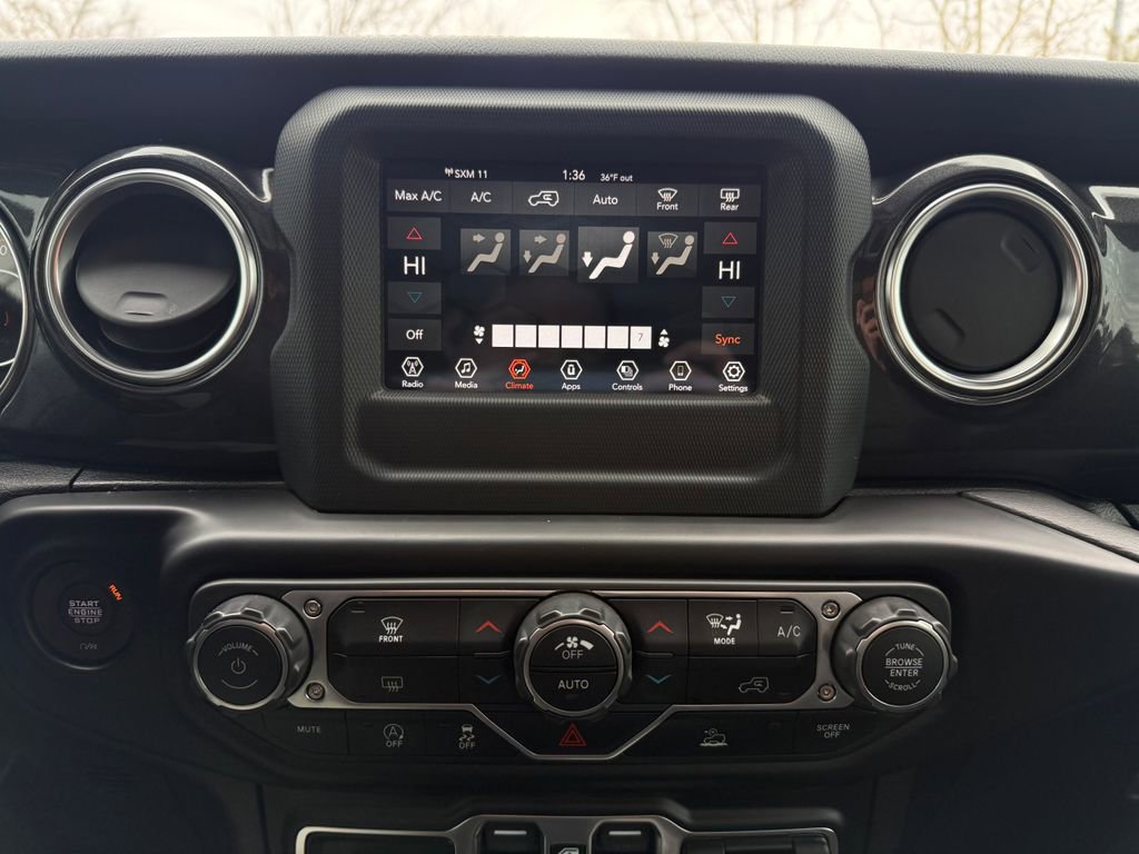 Used 2021 Jeep Wrangler Unlimited Sahara image 22