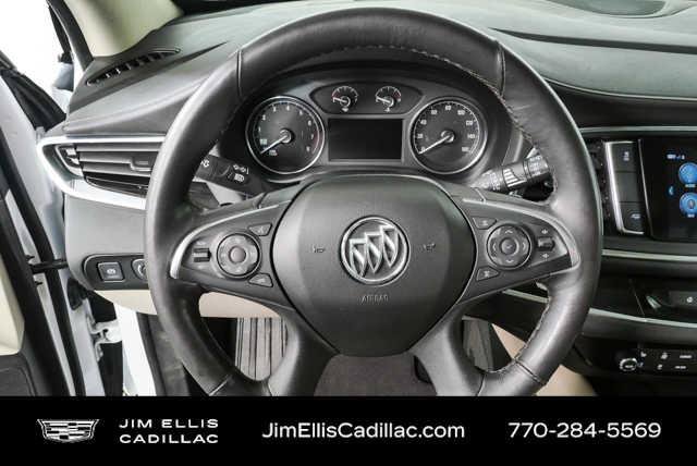 Used 2018 Buick Enclave Premium w/ Experience Buick Package FWD image 9
