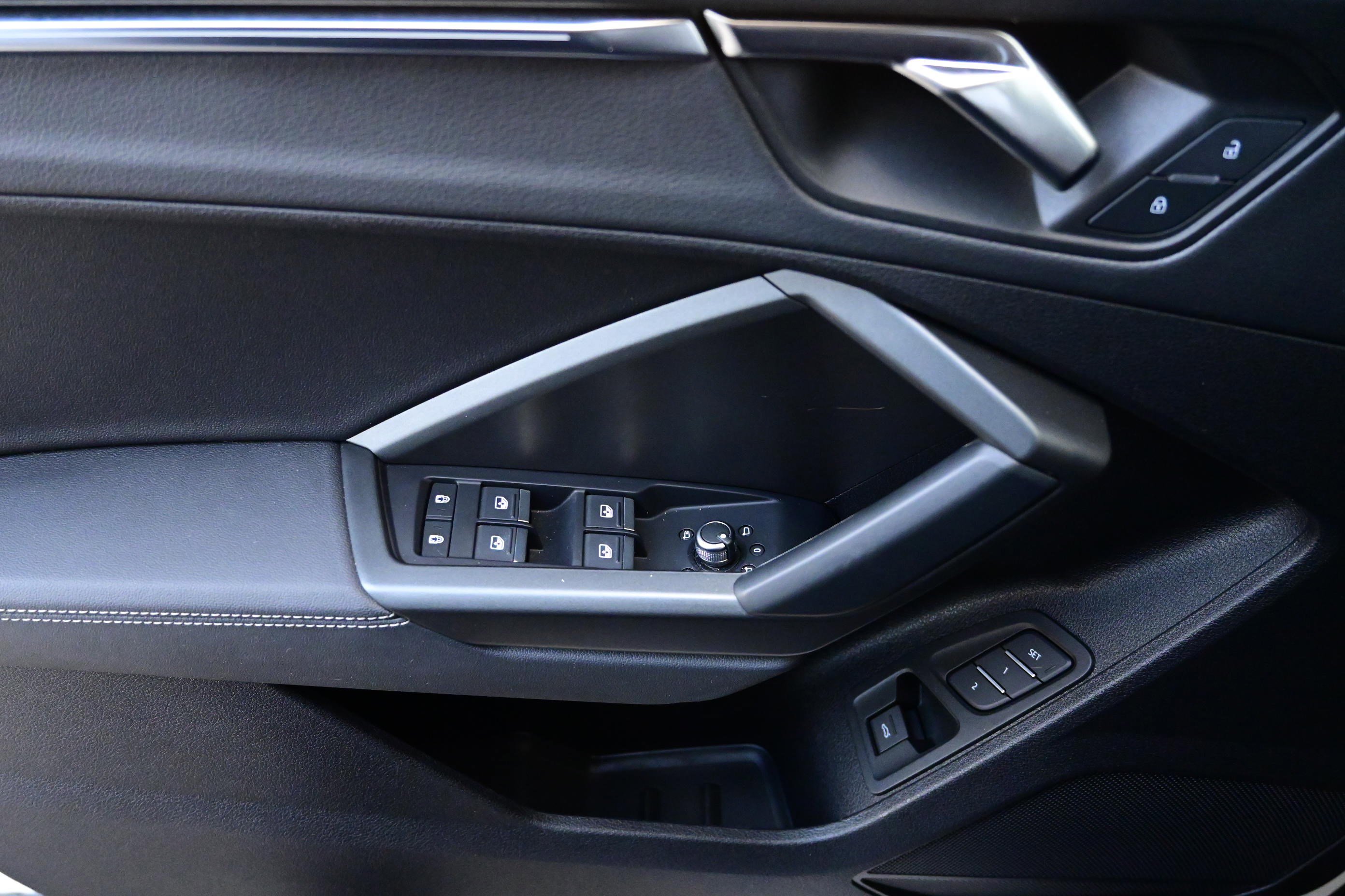 Used 2024 Audi Q3 2.0T Premium Plus image 28