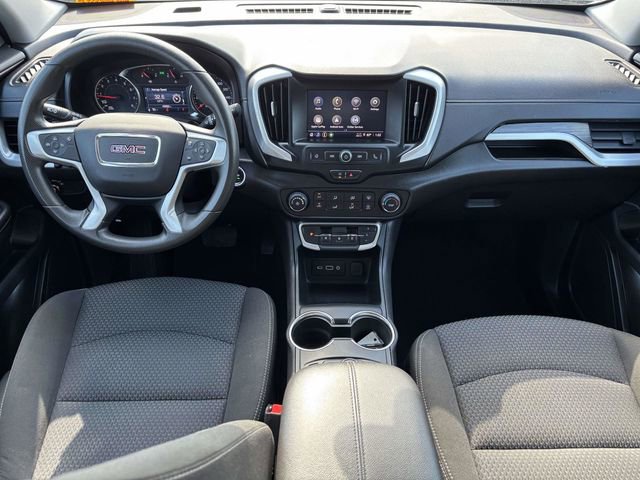 Used 2024 GMC Terrain SLE image 23