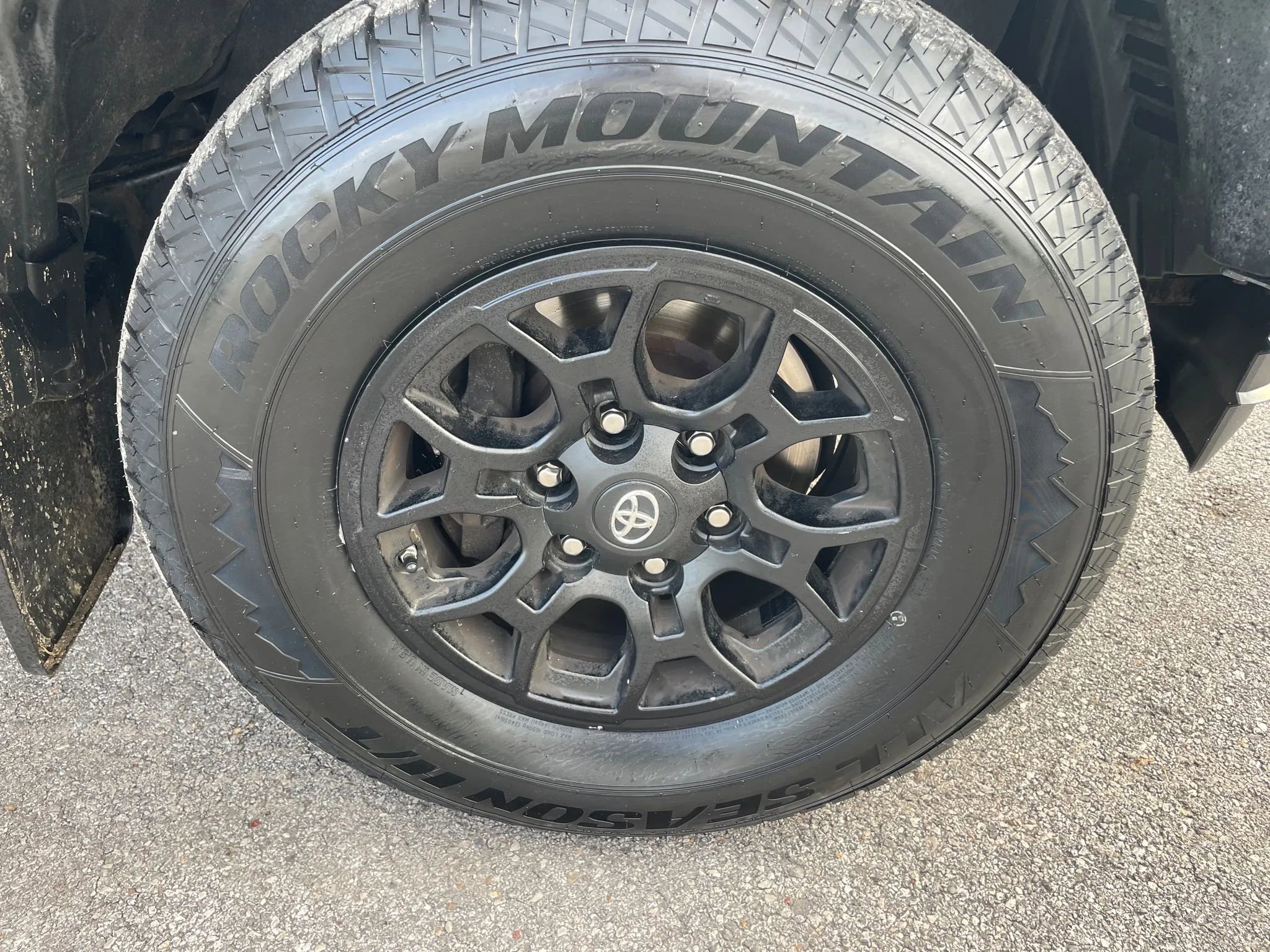 Used 2021 Toyota Tacoma SR5 image 5