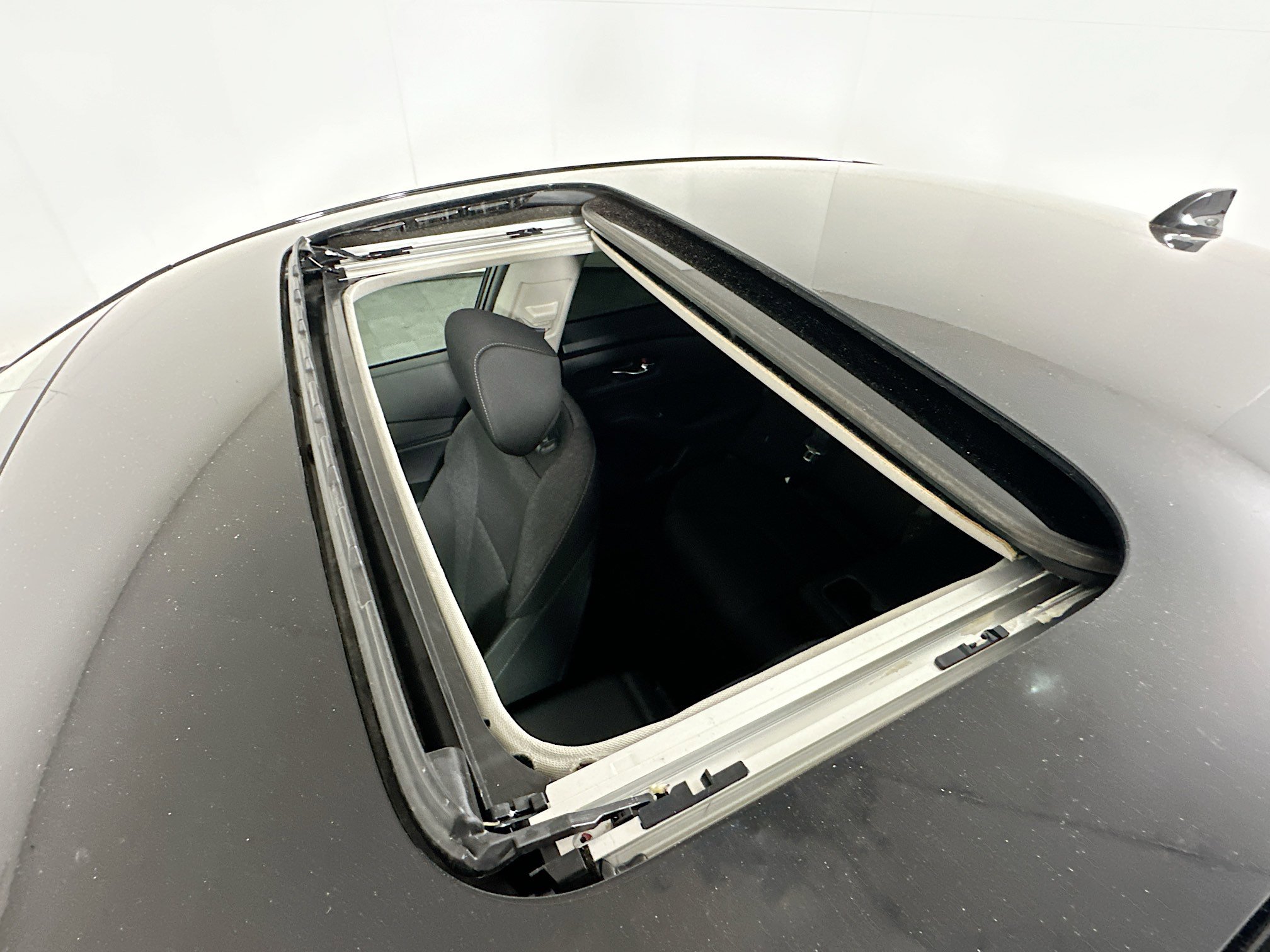 Used 2025 Honda Accord SE image 25