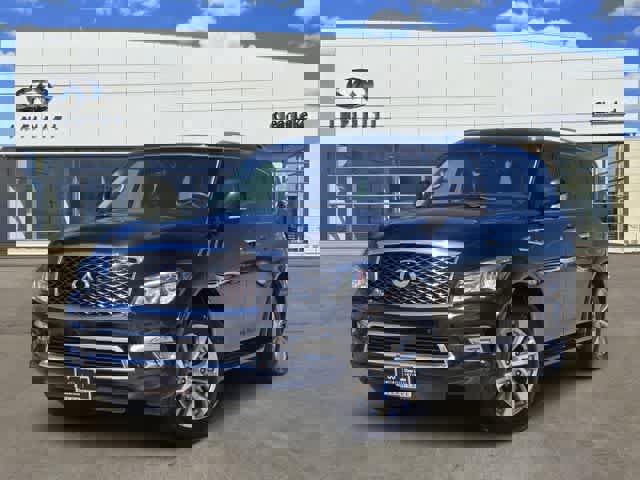 Used 2017 INFINITI QX80 2WD w/ Driver Assistance Package image 1