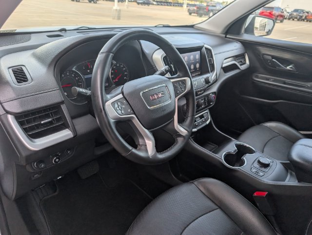 Used 2024 GMC Terrain SLT FWD image 9