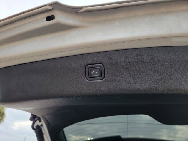 Used 2022 Chevrolet Blazer LT image 8