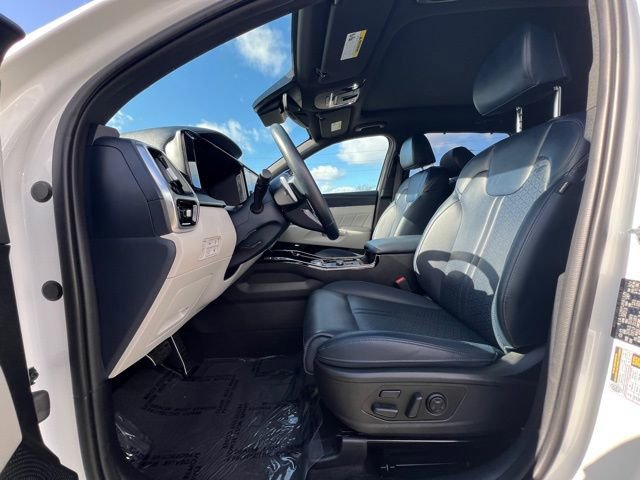 Used 2023 Kia Sorento SX Prestige image 14