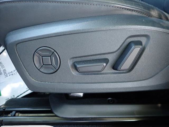 Used 2025 Audi Q3 2.0T Premium AWD/4WD image 13