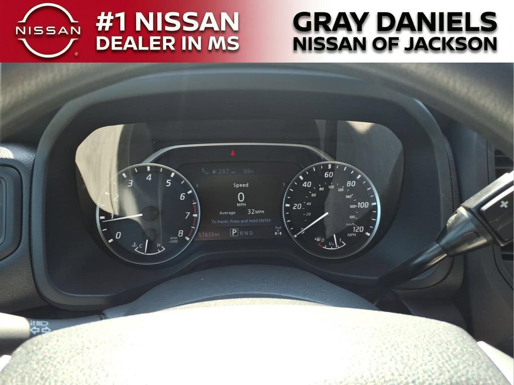 Used 2024 Nissan Titan SV AWD/4WD image 14