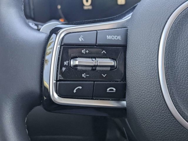 Used 2023 Kia Sorento SX Prestige image 24