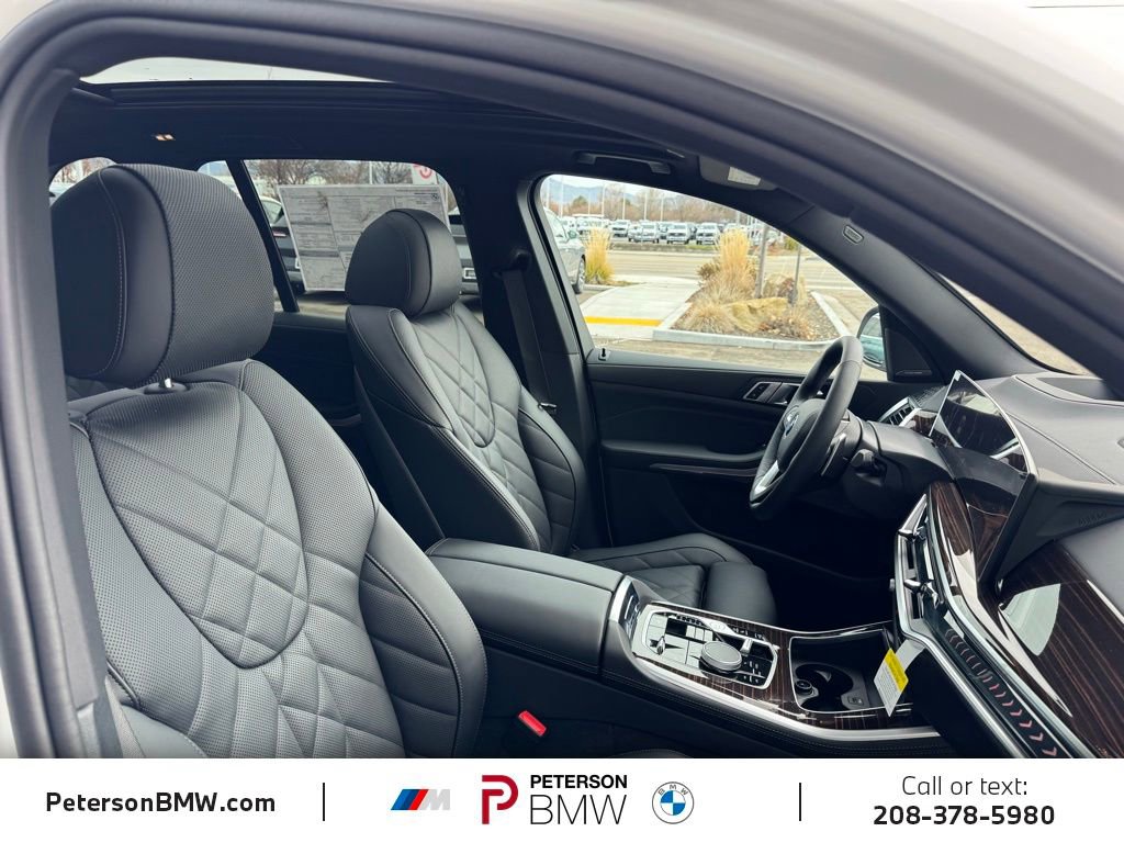New 2026 BMW X5 xDrive50e w/ Premium Package image 19