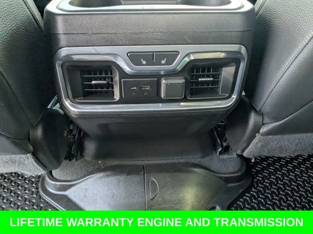 Used 2021 GMC Sierra 3500 Denali w/ Denali Ultimate Package AWD/4WD image 17