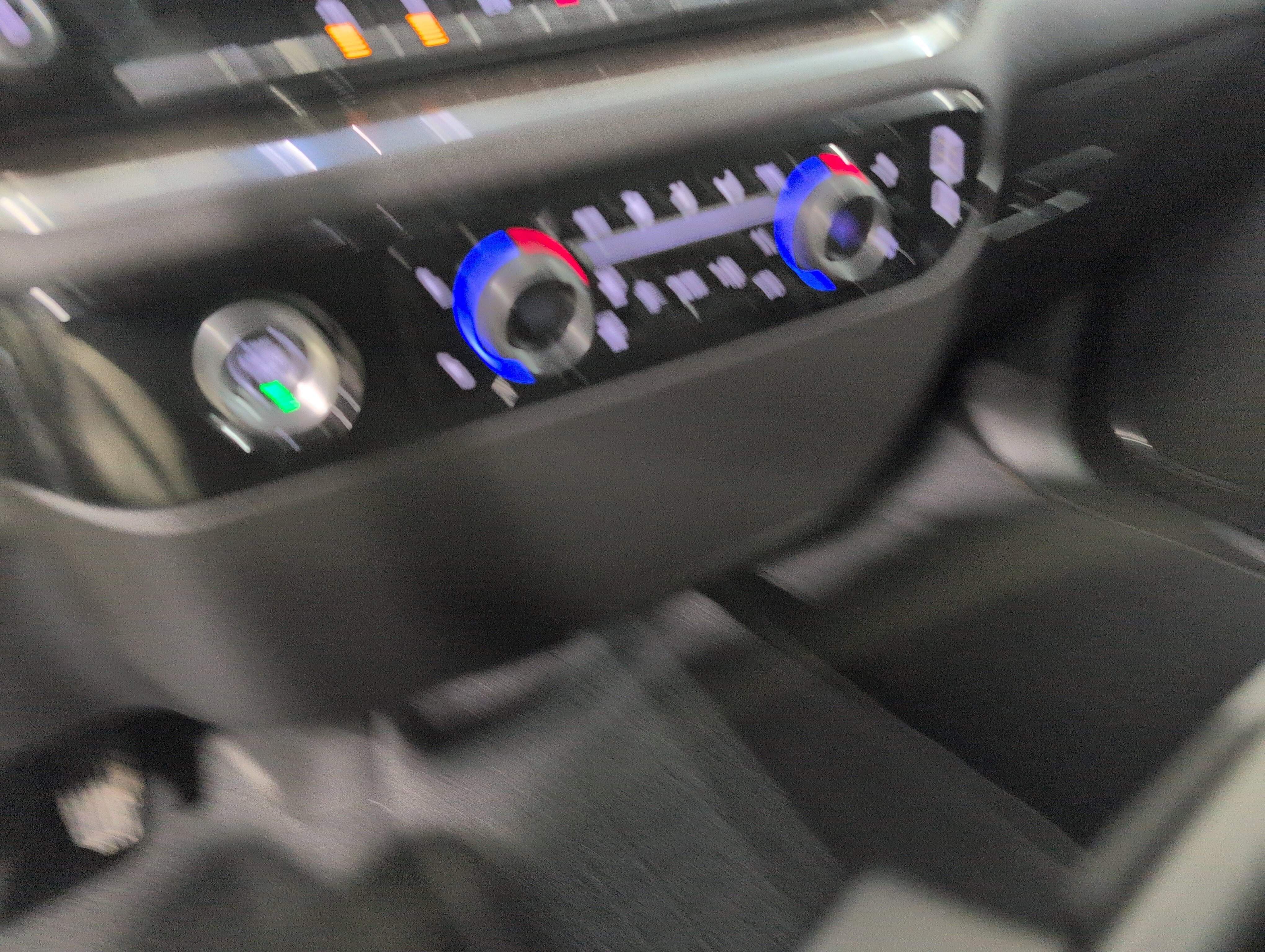 Used 2023 Chevrolet Silverado 1500 LT w/ Protection Package AWD/4WD image 16