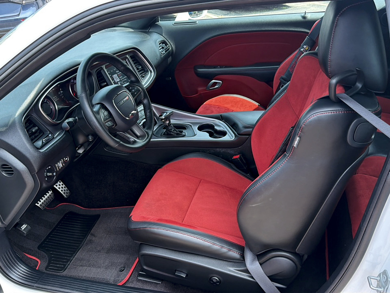 Used 2019 Dodge Challenger R/T Scat Pack w/ Plus Package RWD image 13