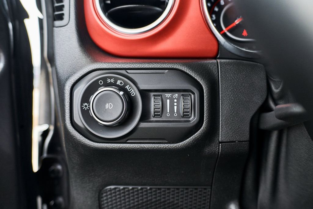 Used 2021 Jeep Wrangler Unlimited Rubicon image 33