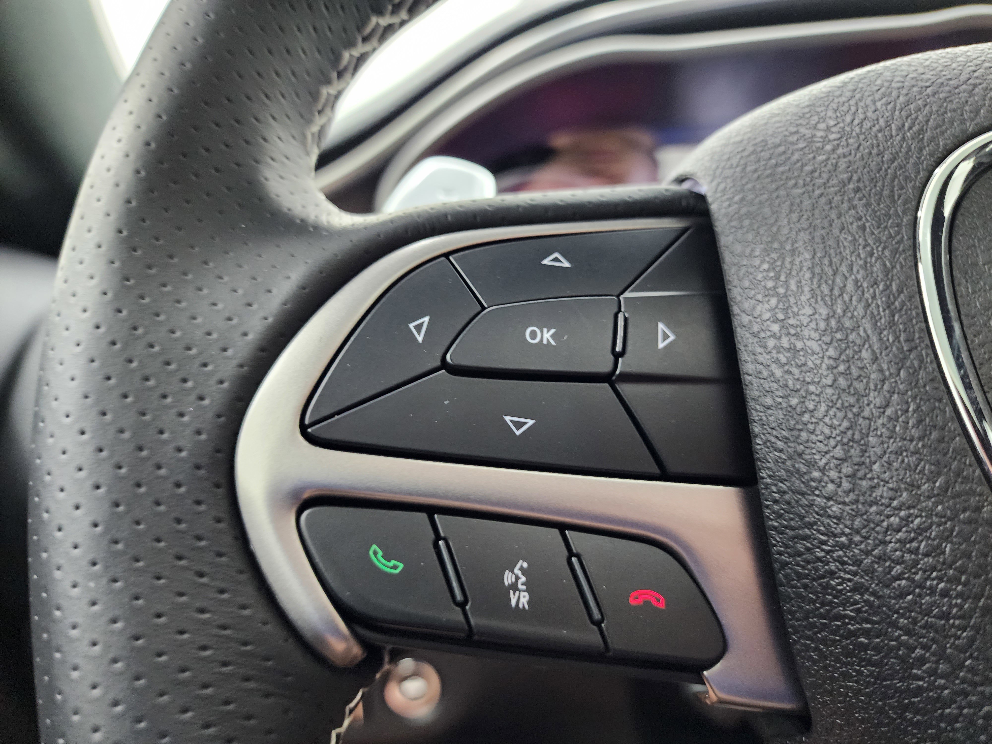 Used 2018 Dodge Challenger SRT Hellcat image 16